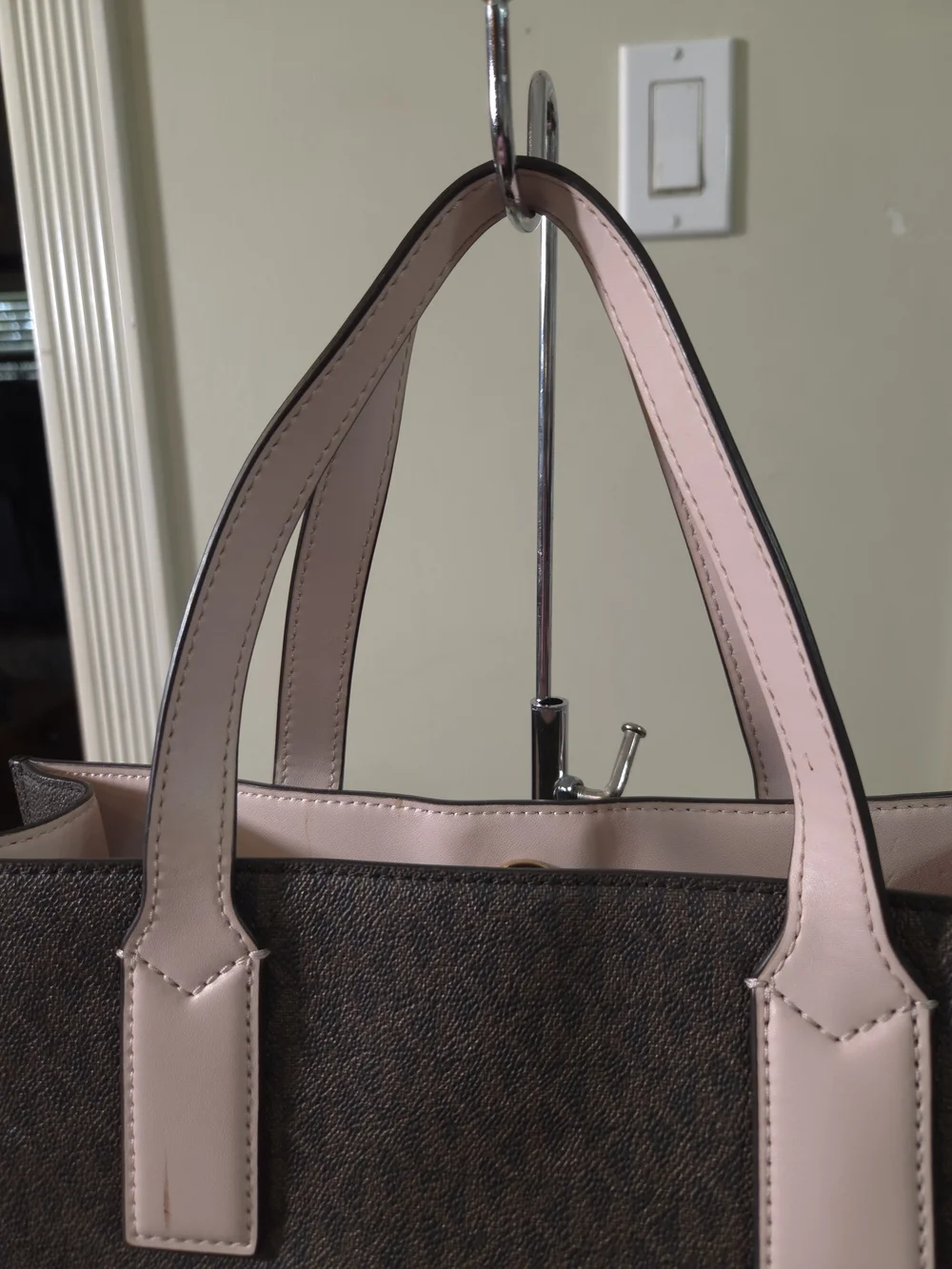 NWT Michael Kors Brown Logo Tote with Pale Pink Trim - Picture 2 of 10